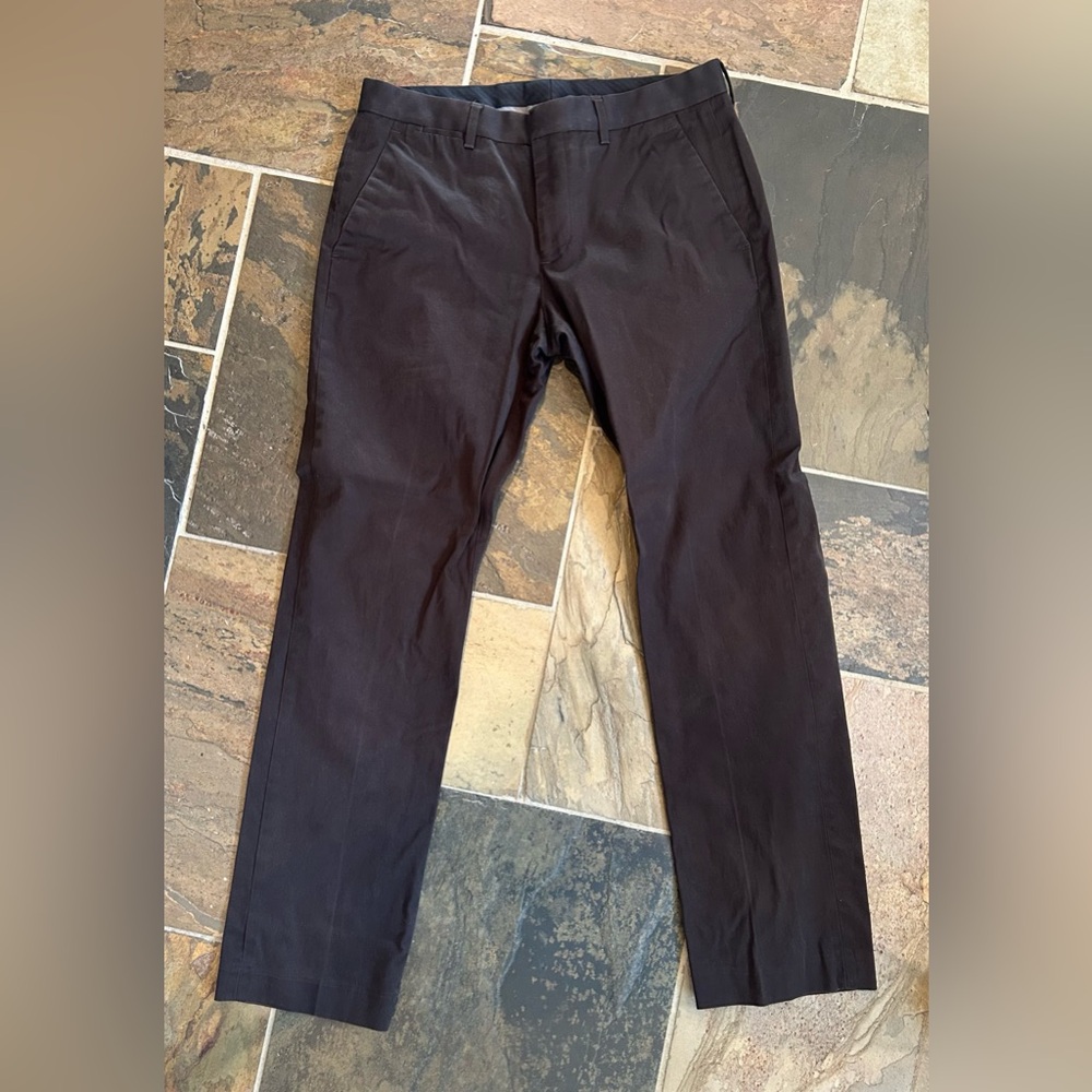 Men’s Express 30 x 32 Photographer pants, slim straight, flat front